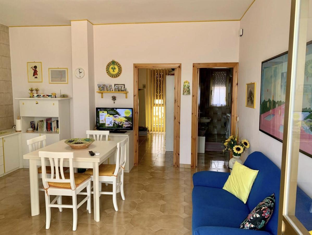 Home With Amazing View Monte SantʼAngelo Exteriör bild