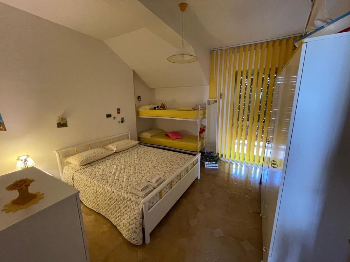 Home With Amazing View Monte SantʼAngelo Exteriör bild