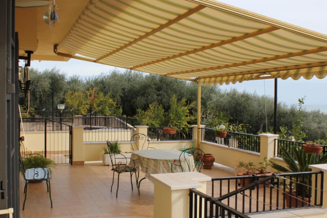 Home With Amazing View Monte SantʼAngelo Exteriör bild